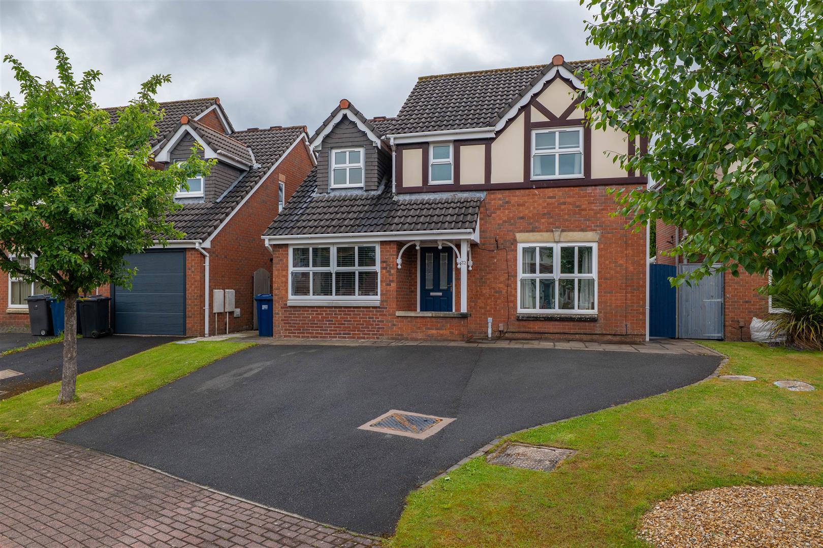 4 bed property in Devonport Close, Preston